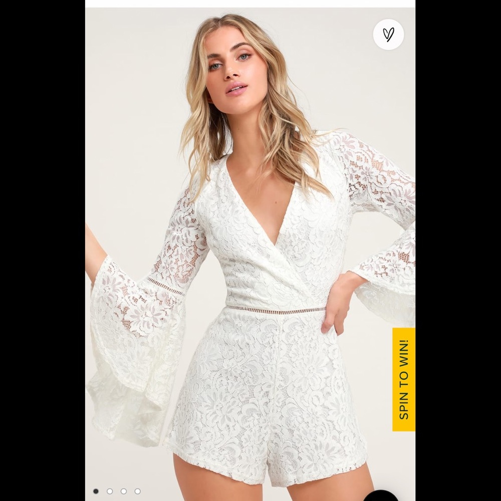 Lulu’s white lace romper size medium